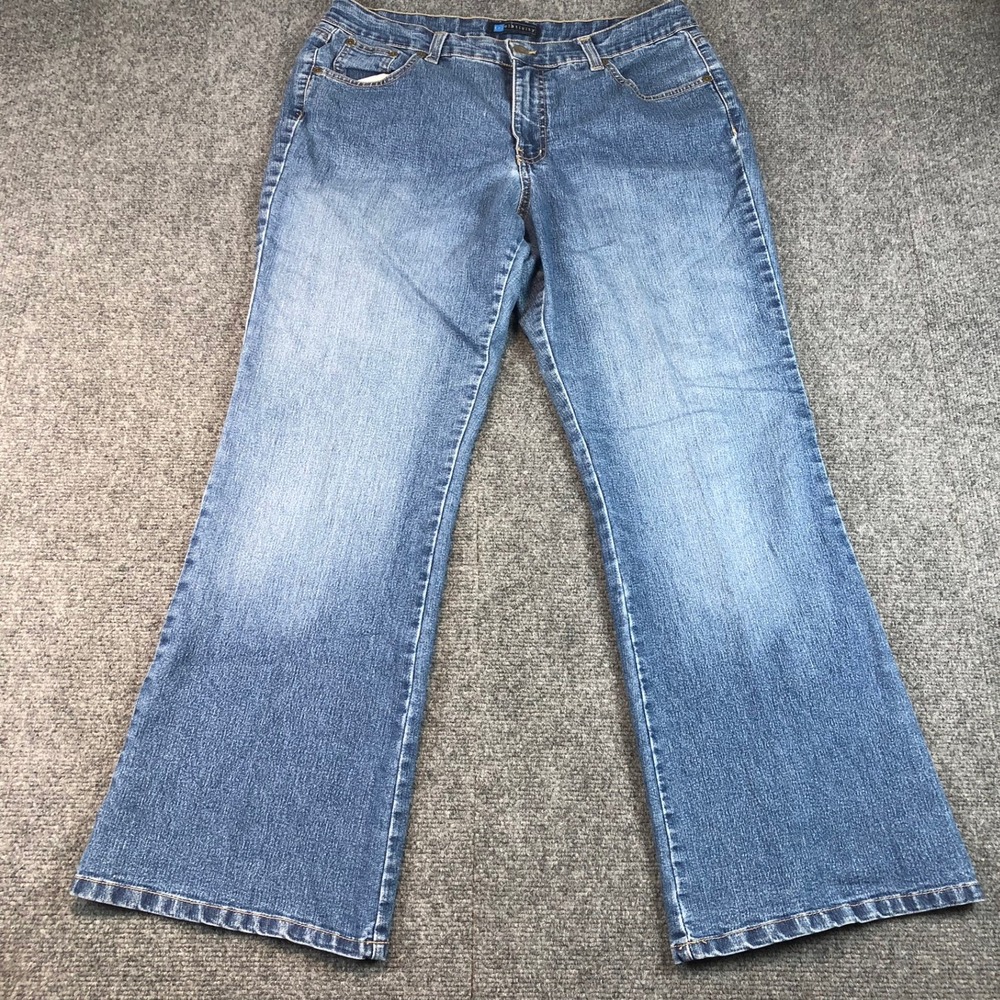 Relativity Women's Blue‎ Wash Flare Leg Jeans Size 12P Y2K